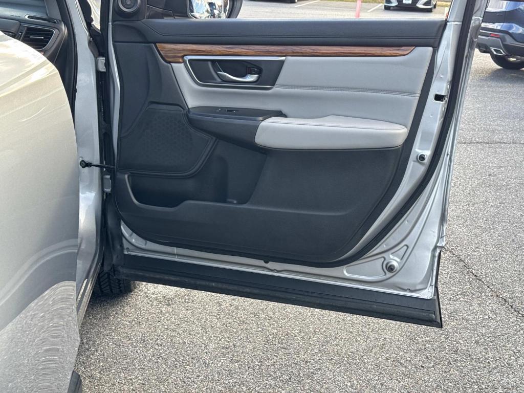 used 2018 Honda CR-V car, priced at $22,000