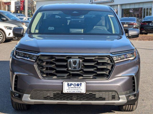 new 2025 Honda Pilot car, priced at $46,995