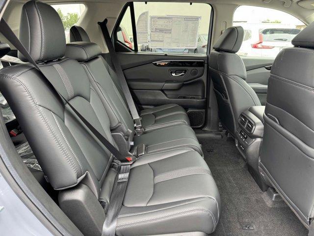 new 2025 Honda Pilot car, priced at $51,505