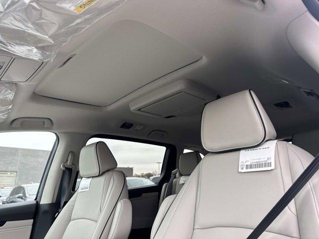 new 2026 Honda Odyssey car, priced at $48,990