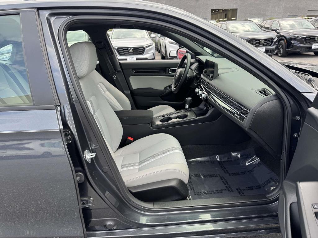 used 2025 Honda Civic Hybrid car, priced at $28,000