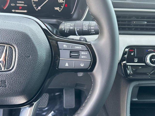 new 2025 Honda Pilot car, priced at $49,195