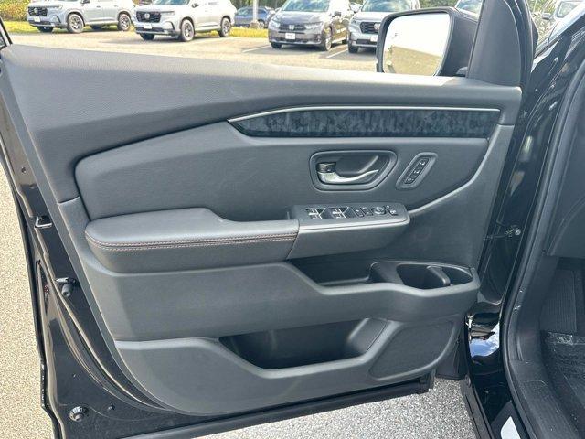 new 2026 Honda Passport car, priced at $55,610