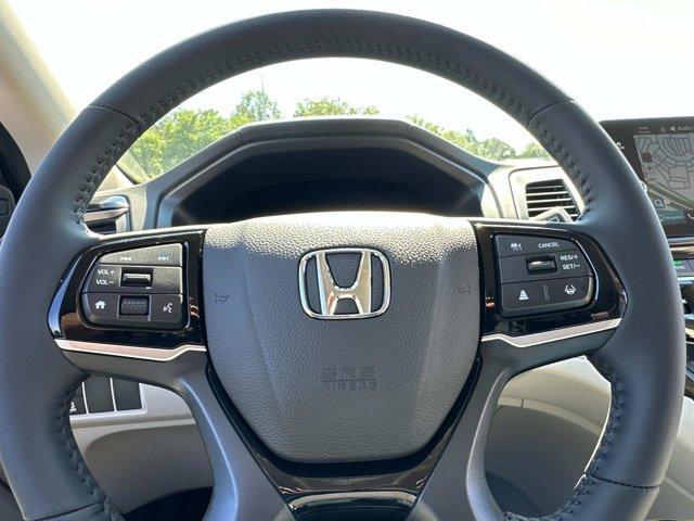 new 2026 Honda Odyssey car, priced at $49,995
