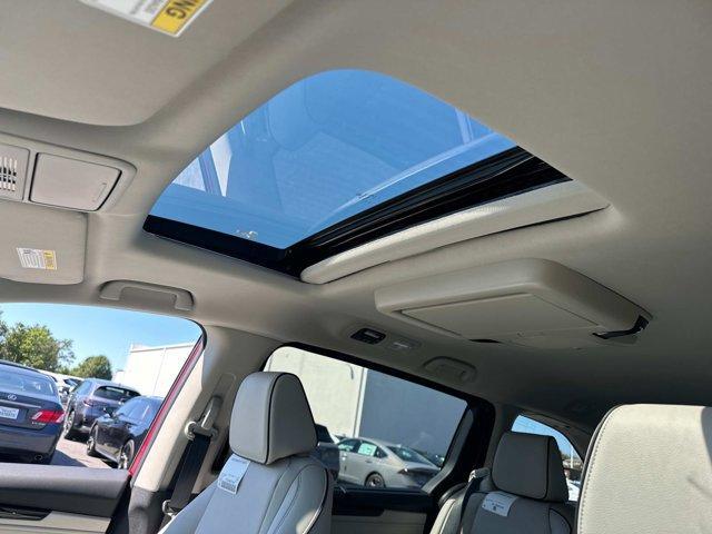 new 2026 Honda Odyssey car, priced at $49,995