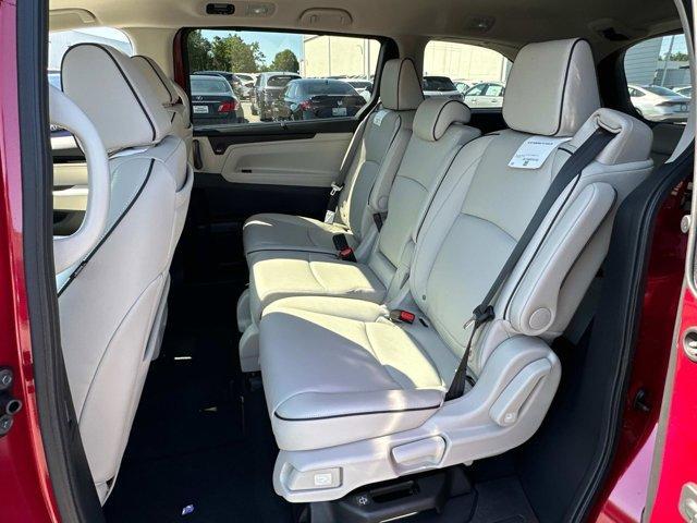 new 2026 Honda Odyssey car, priced at $49,995