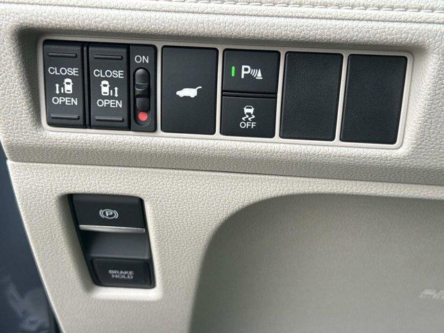 new 2026 Honda Odyssey car, priced at $48,990