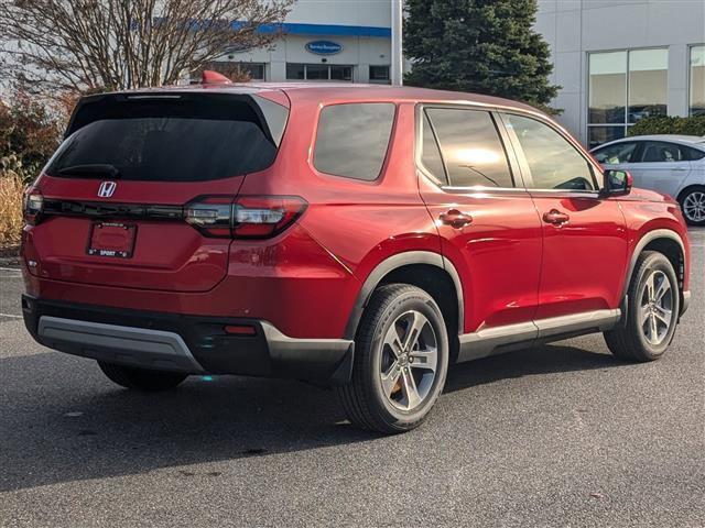 new 2025 Honda Pilot car, priced at $47,450