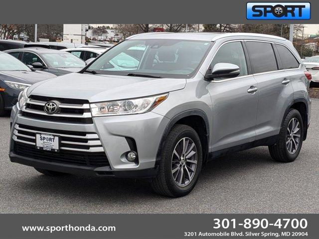 used 2019 Toyota Highlander car, priced at $29,995