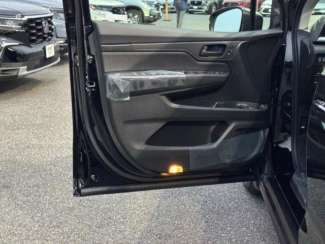 new 2026 Honda Odyssey car, priced at $44,290