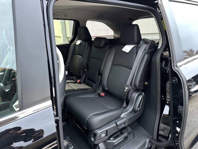 new 2026 Honda Odyssey car, priced at $44,290