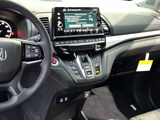 new 2026 Honda Odyssey car, priced at $44,290