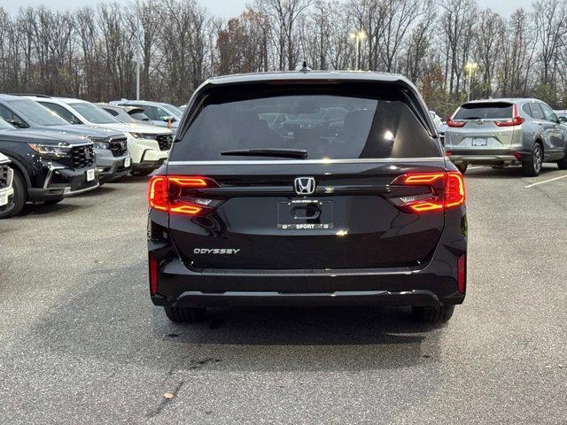 new 2026 Honda Odyssey car, priced at $44,290