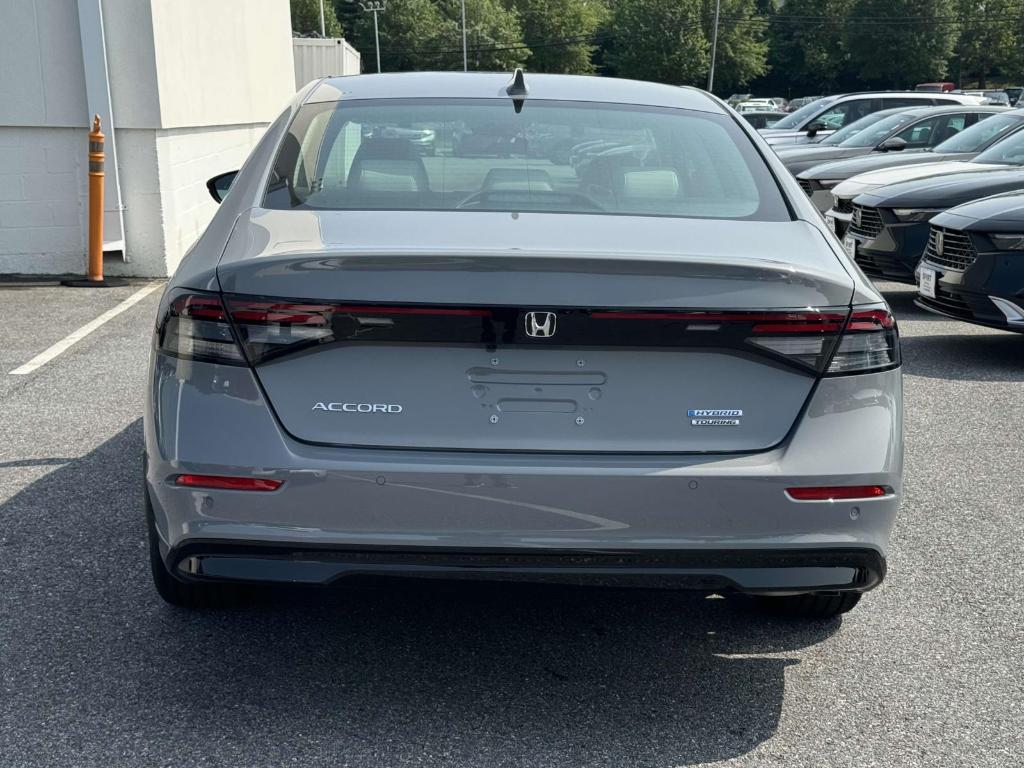 new 2025 Honda Accord Hybrid car, priced at $40,905