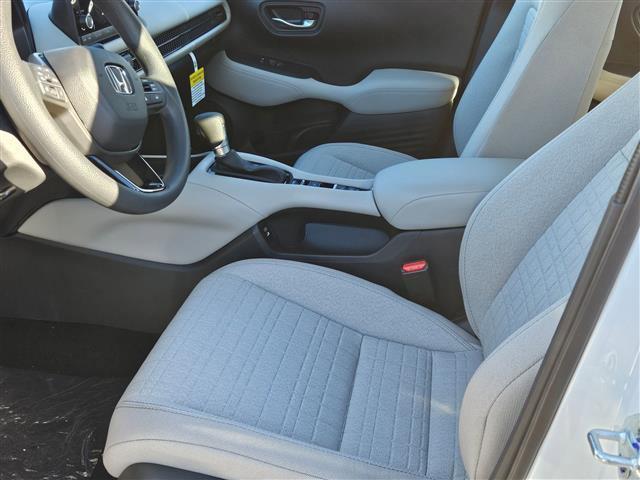 new 2025 Honda HR-V car, priced at $28,705
