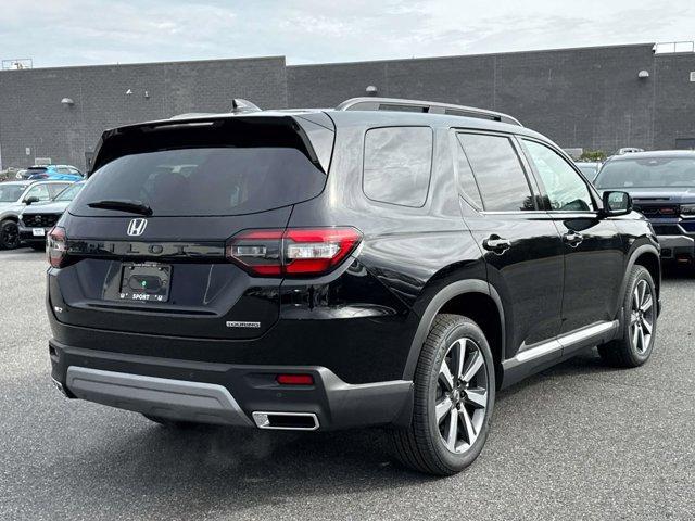 new 2025 Honda Pilot car, priced at $51,095