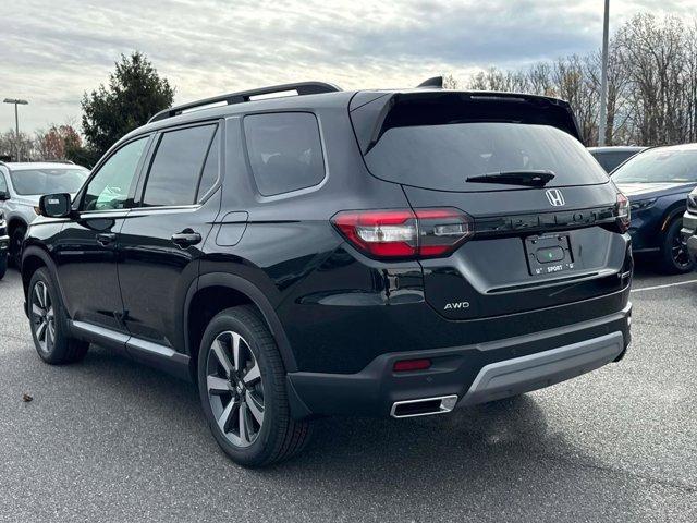 new 2025 Honda Pilot car, priced at $51,095