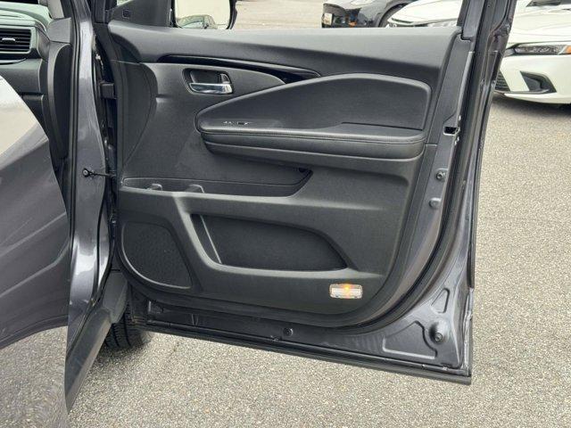 used 2022 Honda Pilot car, priced at $36,500
