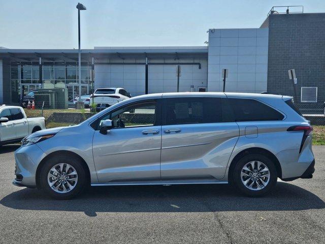 used 2022 Toyota Sienna car, priced at $34,200