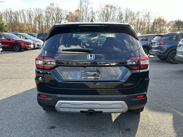 new 2025 Honda Pilot car, priced at $50,895