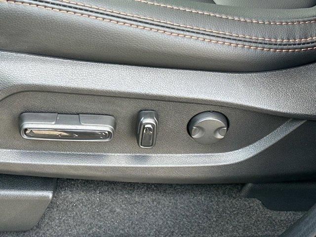 new 2025 Honda Pilot car, priced at $50,895