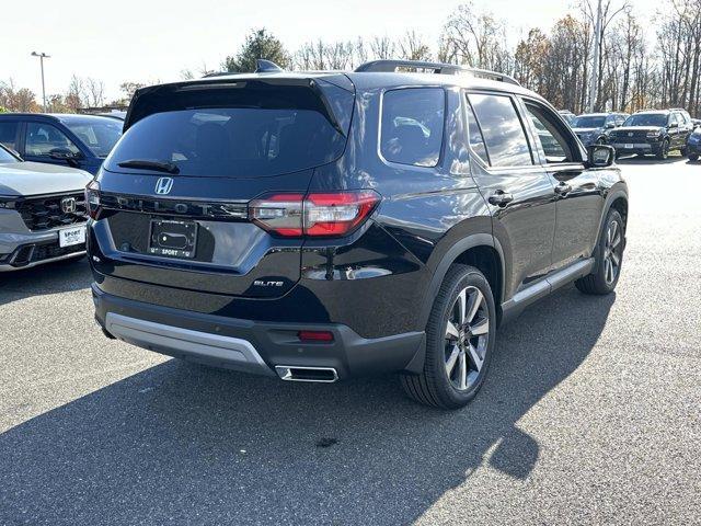new 2025 Honda Pilot car, priced at $54,575