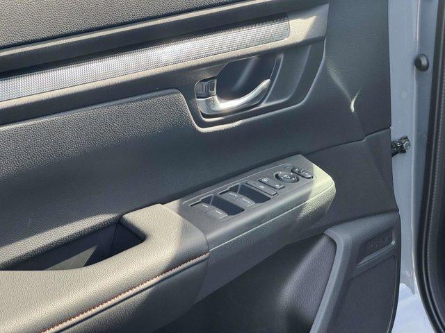 new 2026 Honda CR-V Hybrid car, priced at $40,650