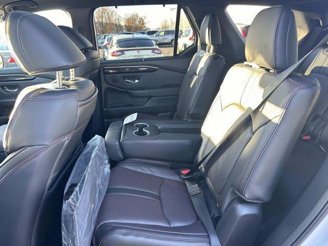 new 2025 Honda Pilot car, priced at $56,530