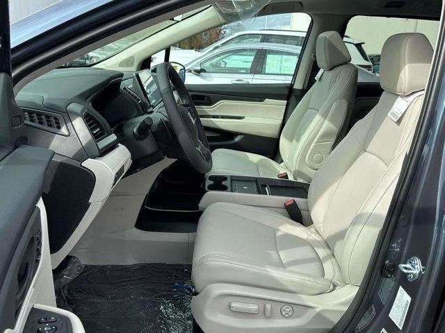 new 2026 Honda Odyssey car, priced at $44,290