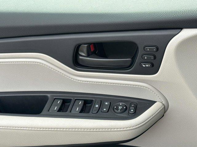 new 2026 Honda Odyssey car, priced at $44,290