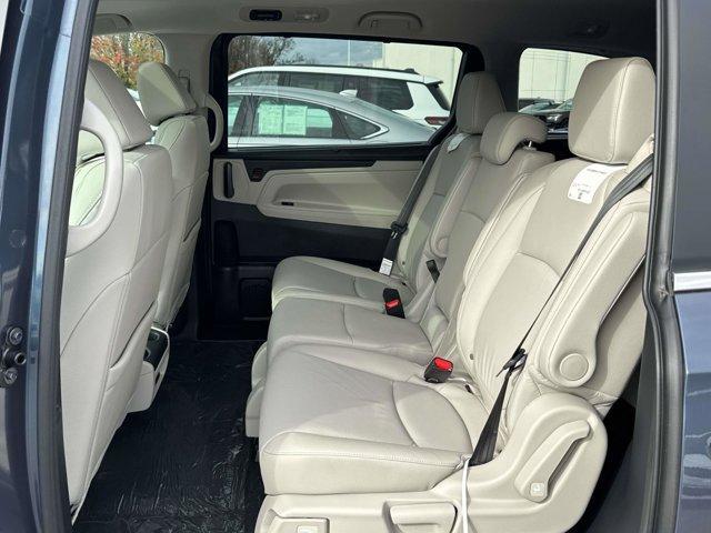 new 2026 Honda Odyssey car, priced at $44,290