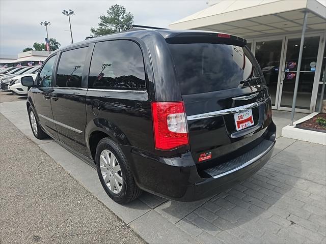 used 2014 Chrysler Town & Country car, priced at $8,999
