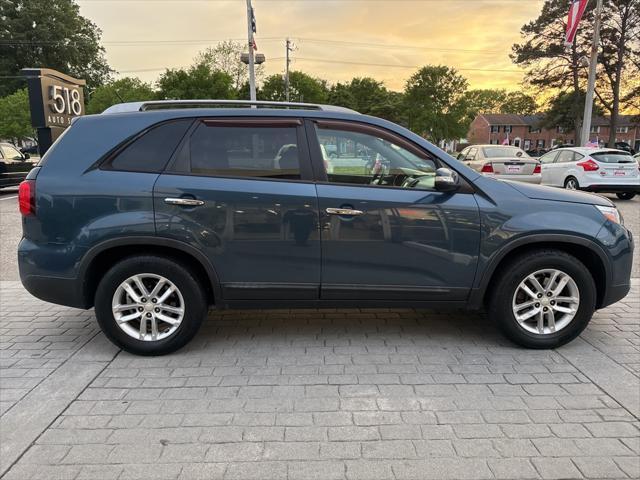 used 2015 Kia Sorento car, priced at $6,500