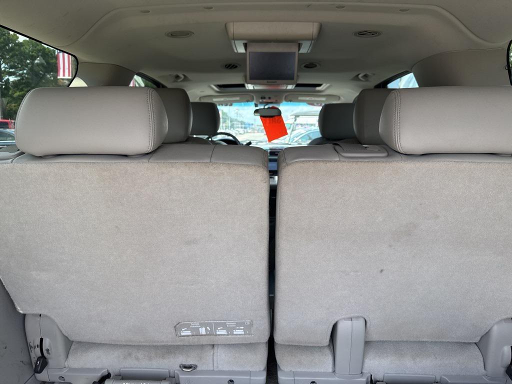 used 2013 Chevrolet Suburban car, priced at $9,999