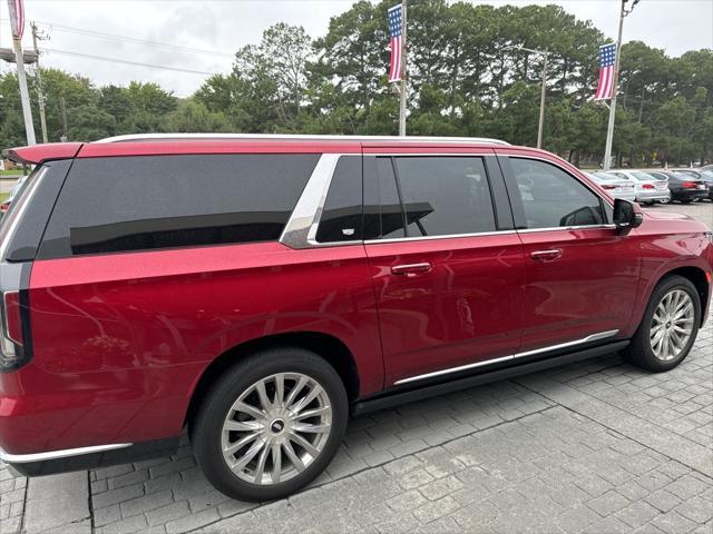 used 2022 Cadillac Escalade ESV car, priced at $79,999