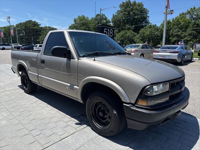 used 2002 Chevrolet S-10 car, priced at $4,999