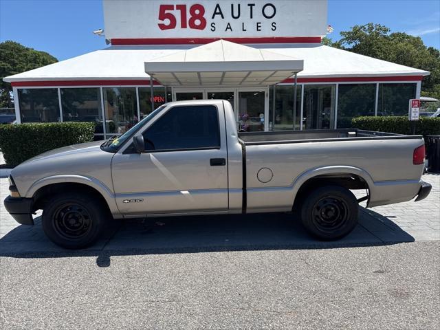 used 2002 Chevrolet S-10 car, priced at $4,999