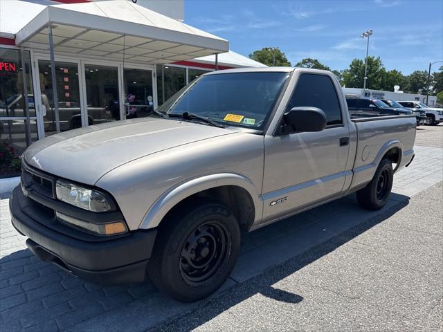 used 2002 Chevrolet S-10 car, priced at $4,999