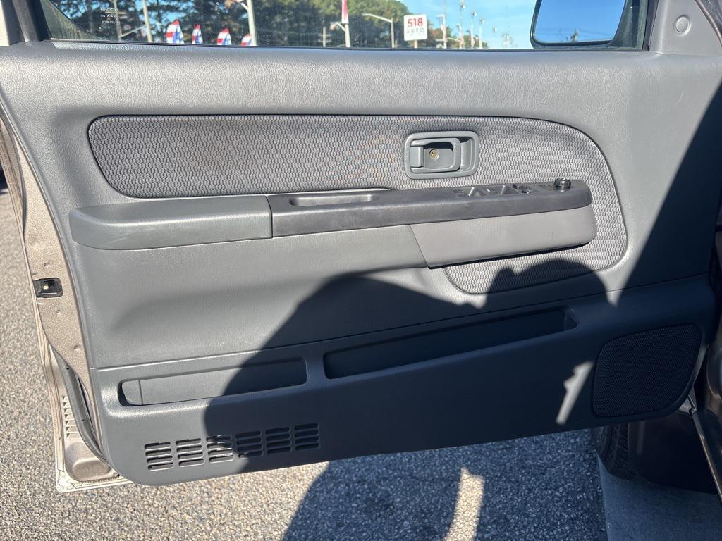 used 2004 Nissan Frontier car, priced at $11,500