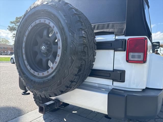 used 2013 Jeep Wrangler Unlimited car, priced at $12,999