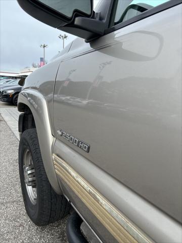 used 2002 Chevrolet Silverado 2500 car, priced at $9,999