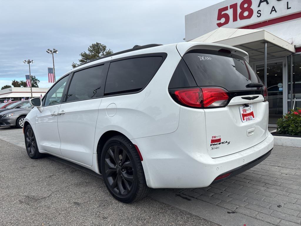 used 2018 Chrysler Pacifica car, priced at $10,999