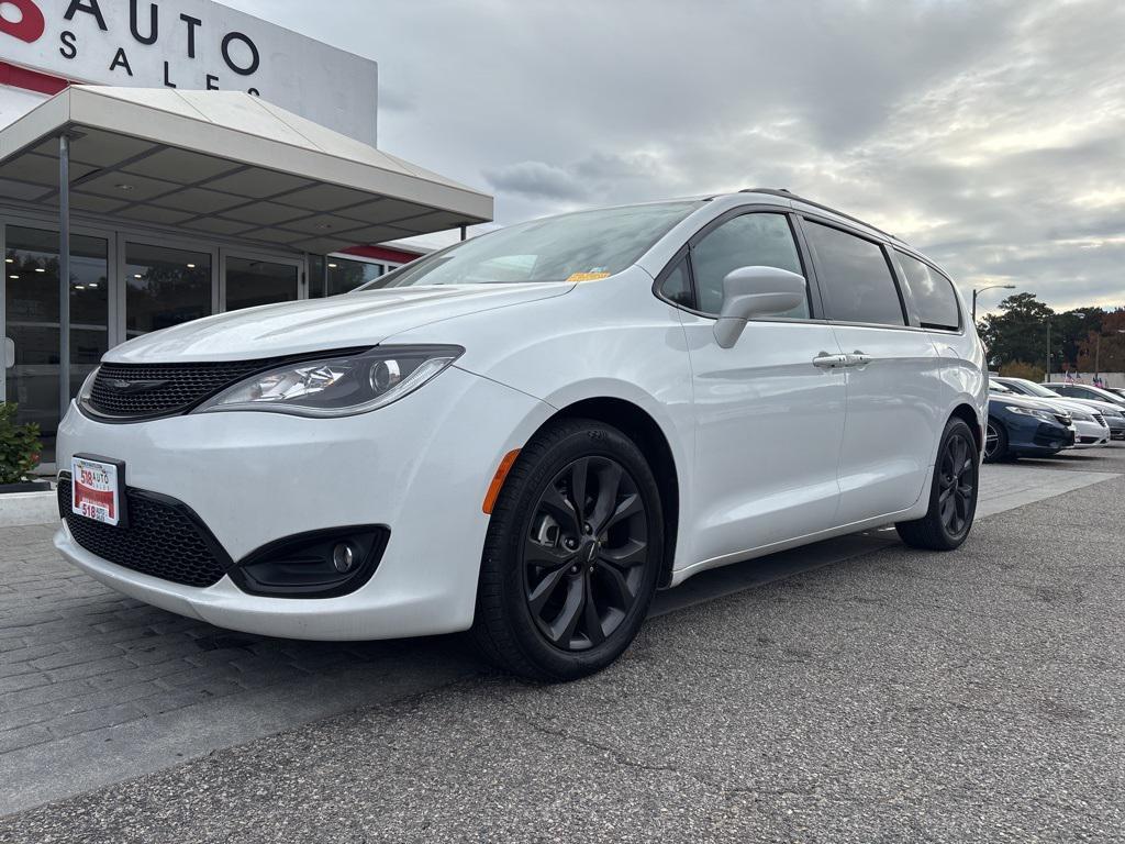 used 2018 Chrysler Pacifica car, priced at $10,999