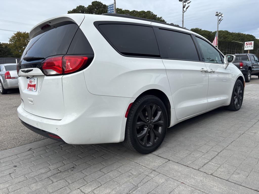 used 2018 Chrysler Pacifica car, priced at $10,999
