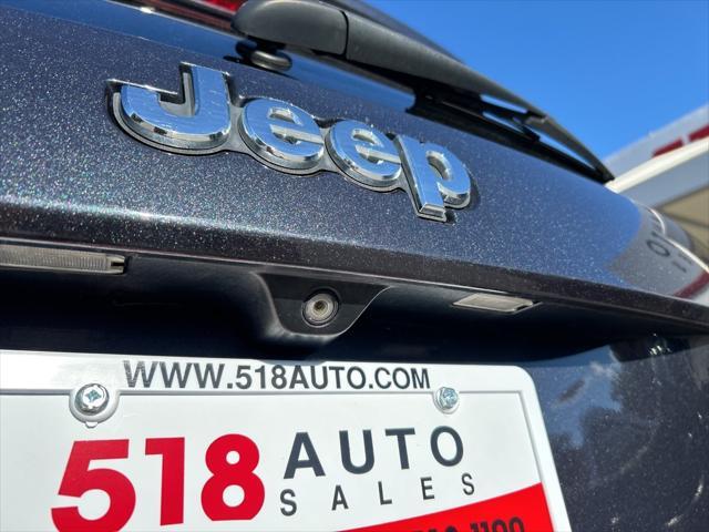 used 2015 Jeep Grand Cherokee car, priced at $10,999