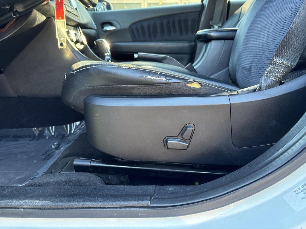 used 2011 Chrysler 200 car, priced at $5,500