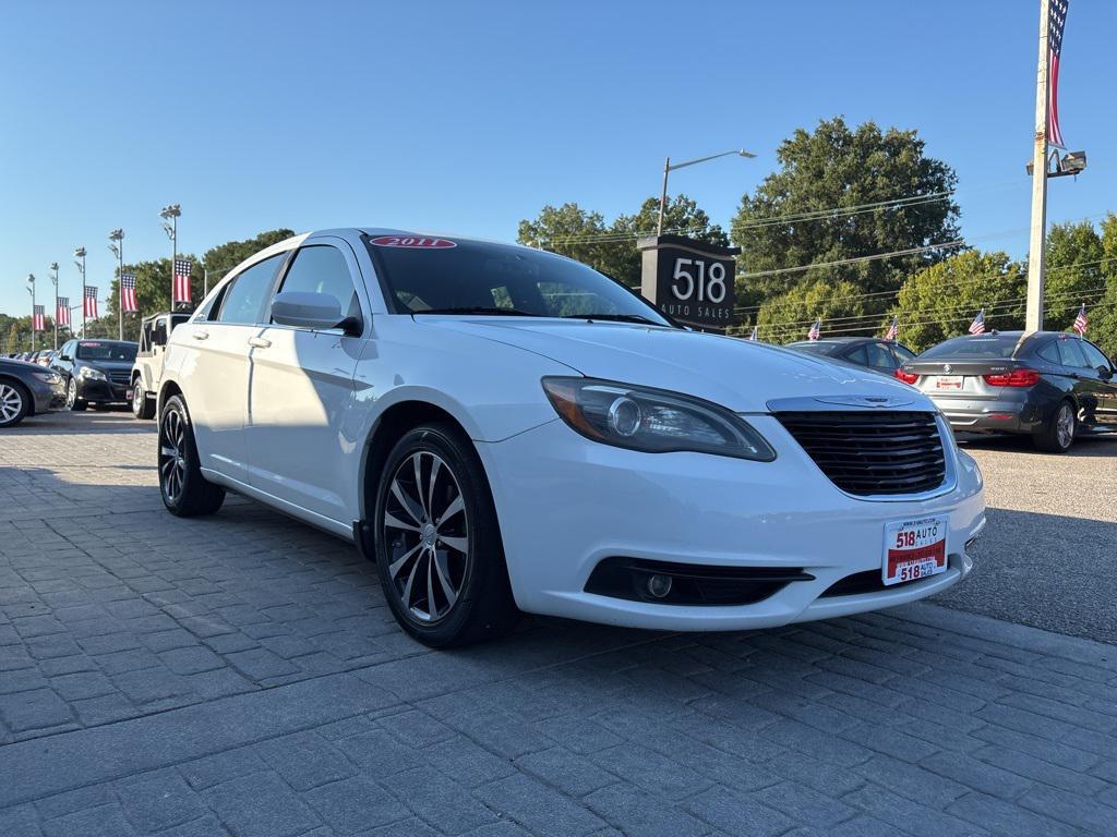 used 2011 Chrysler 200 car, priced at $5,500