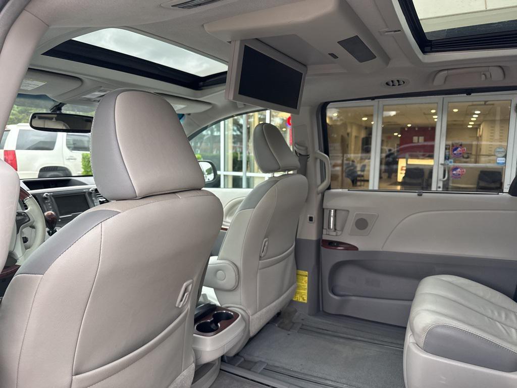 used 2014 Toyota Sienna car, priced at $6,500
