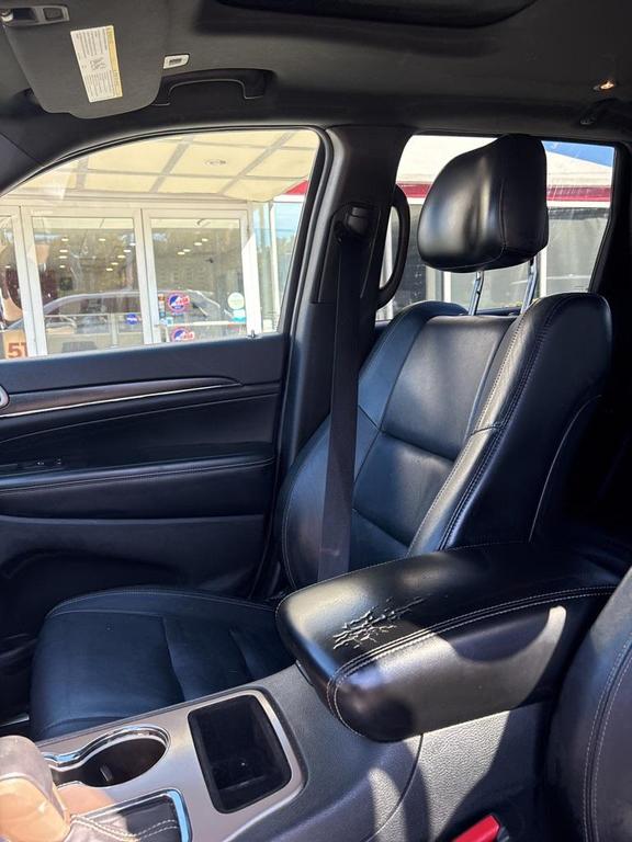 used 2017 Jeep Grand Cherokee car, priced at $12,500