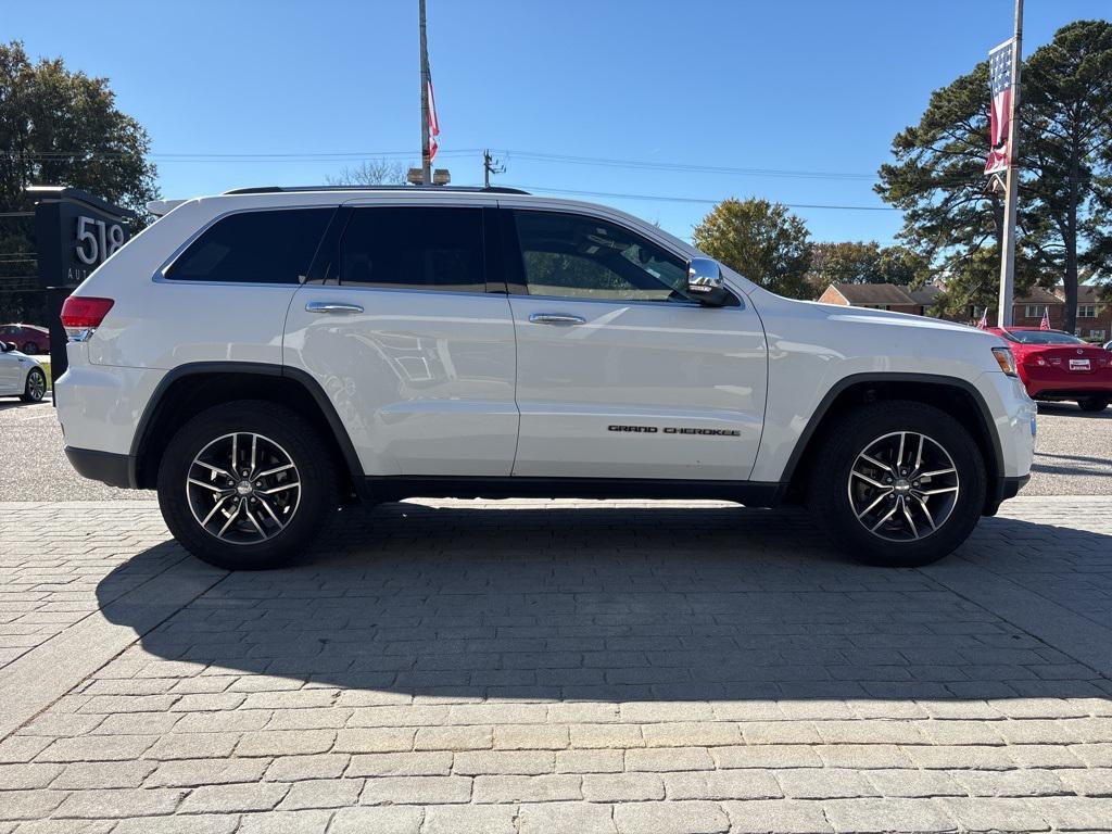 used 2017 Jeep Grand Cherokee car, priced at $12,500